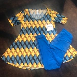 LuLaRoe NWT XXS Perfect Tee and OS Leggings Set